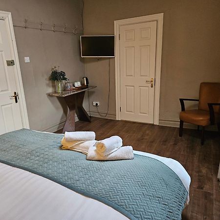 Bounty Bar Hotell Trim Exteriör bild